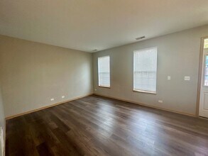 2258 Georgetown Cir in Aurora, IL - Building Photo - Building Photo