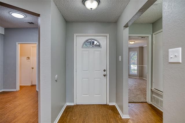 708 Paintbrush Dr in Keller, TX - Foto de edificio - Building Photo