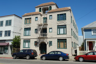 2111 Ashby Ave Apartments