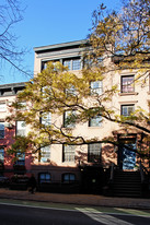 130 Henry St Apartments