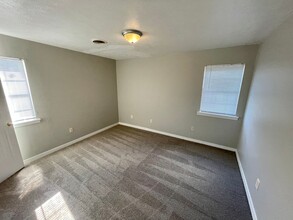 1601 Jamestown Way in Jackson, MS - Building Photo - Building Photo