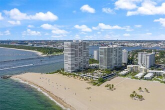 2100 S Ocean Ln in Fort Lauderdale, FL - Building Photo - Building Photo