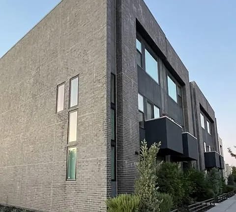 1002 Central St in West Sacramento, CA - Foto de edificio - Building Photo