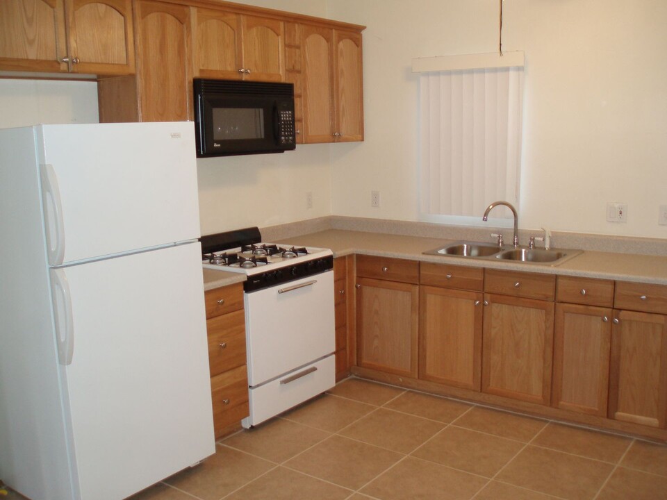 1531-1533 Luke Ln in El Cajon, CA - Foto de edificio