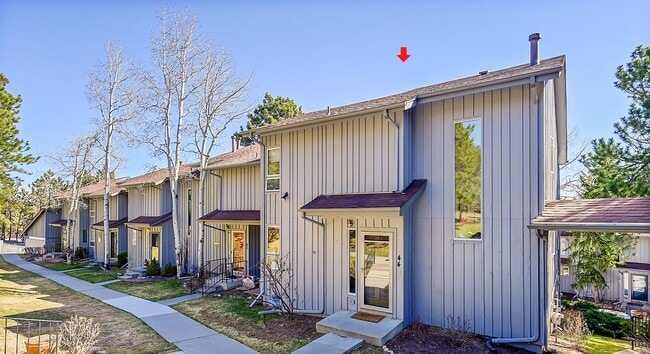 2356 S Hiwan Dr in Evergreen, CO - Building Photo - Building Photo