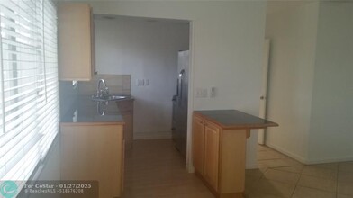 211 NE 16th Ct in Fort Lauderdale, FL - Building Photo - Building Photo