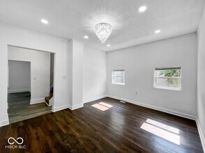 4923 E University Ave in Indianapolis, IN - Building Photo - Building Photo