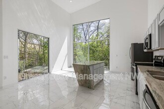 508 NW J St in Bentonville, AR - Building Photo - Building Photo