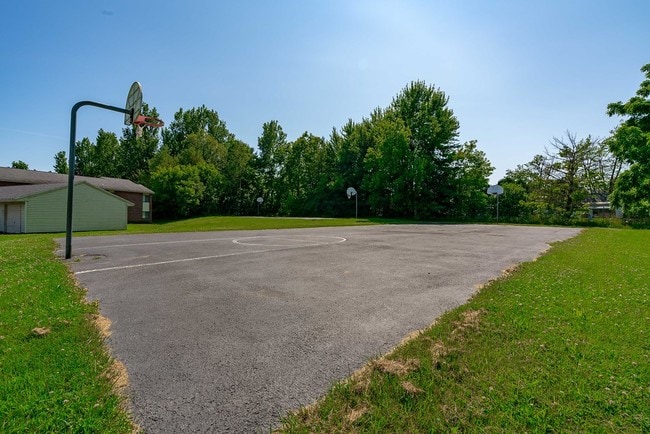 Parkstead Black River in Watertown, NY - Foto de edificio - Building Photo