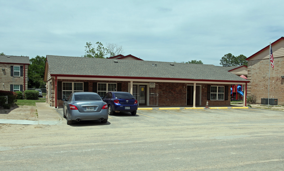 Countryside Village in Humble, TX - Building Photo