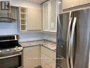 4205 Shipp Dr in Mississauga, ON - Building Photo - Building Photo