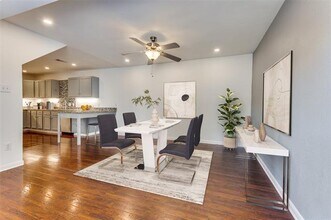 3121 Park Ln in Dallas, TX - Foto de edificio - Building Photo
