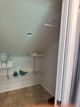 3282 Happy Valley Rd in Sequim, WA - Foto de edificio - Building Photo