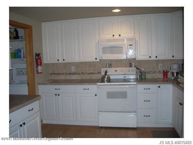 29 Julia Dr in Stafford Township, NJ - Building Photo - Building Photo