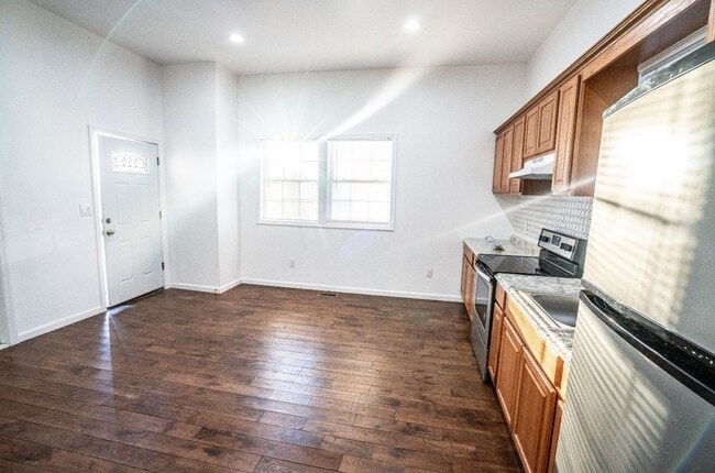 43-45 Case Ave in East Patchogue, NY - Building Photo - Building Photo