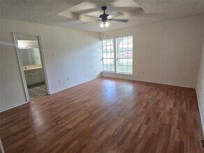 925 Shell Ln in Lancaster, TX - Building Photo - Building Photo