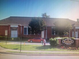 324 W Jones St in Fuquay Varina, NC - Building Photo