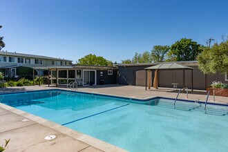 San Rafael Manor in San Rafael, CA - Building Photo - Other
