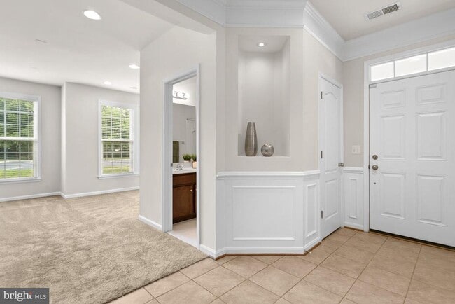 22664 Amberjack Square in Ashburn, VA - Building Photo - Building Photo