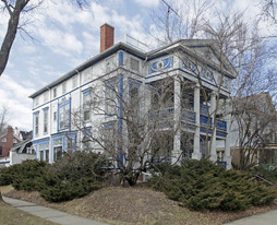 2705 N Shepard Ave Apartments