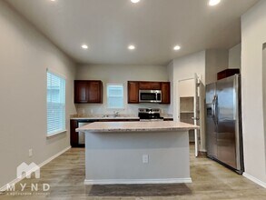 4019 Turning Pine Edge in Converse, TX - Building Photo - Building Photo