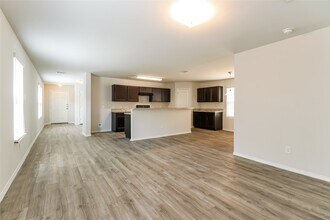 13931 Westfield Dr in Willis, TX - Building Photo - Building Photo