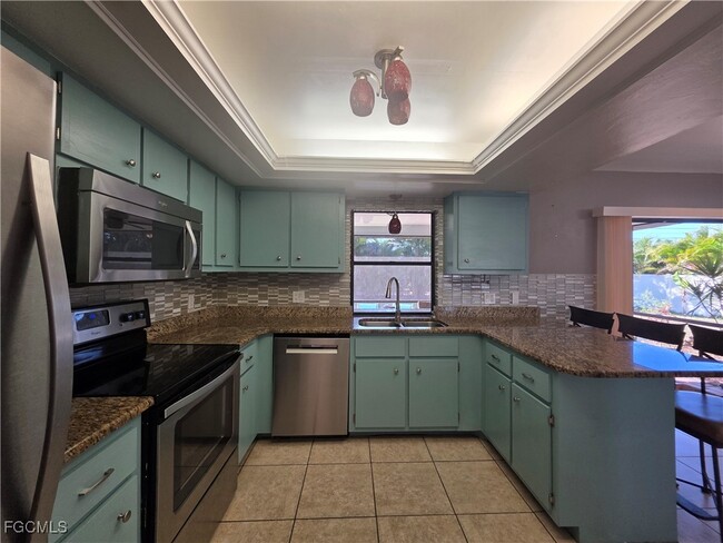 property at 424 SW 37th Ln