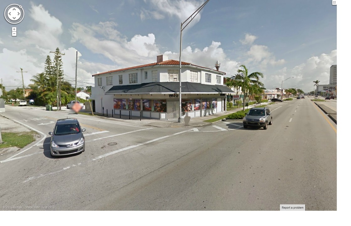 1120 SW 27th Ave in Miami, FL - Foto de edificio