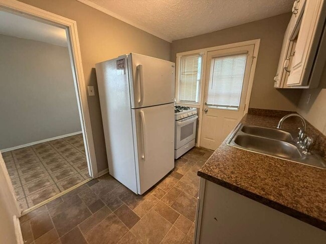 property at 25551 Tungsten Rd