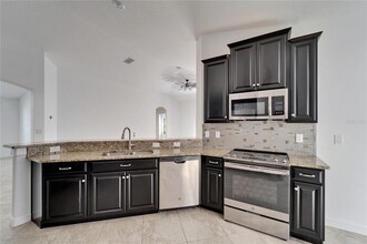 12055 Cardinal Flower Dr in Riverview, FL - Building Photo - Building Photo