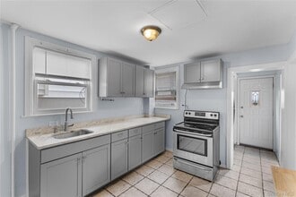 53 Pennsylvania Ave in Long Beach, NY - Building Photo - Building Photo