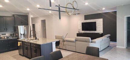 16966 Oval Rum Dr in Wimauma, FL - Building Photo - Building Photo