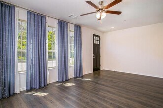 2435 Klamath Dr in Lewisville, TX - Building Photo - Building Photo