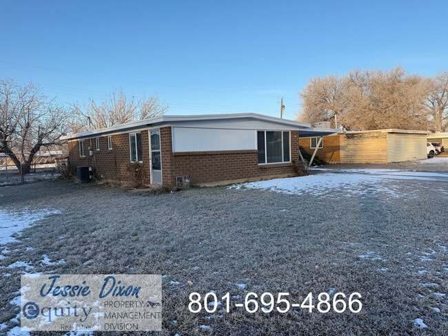 364 Ann St in Clearfield, UT - Building Photo - Building Photo