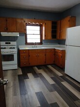 964 N Court St in Rockford, IL - Building Photo - Building Photo