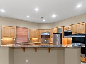 28818 Bailey Ranch Rd in Hayward, CA - Building Photo - Building Photo