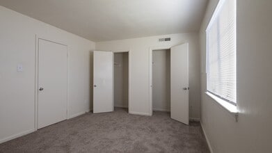 Waverton Chesapeake in Chesapeake, VA - Building Photo - Building Photo