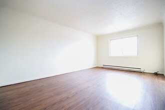 3930 Upton Ave, Unit 2 in Toledo, OH - Building Photo - Building Photo