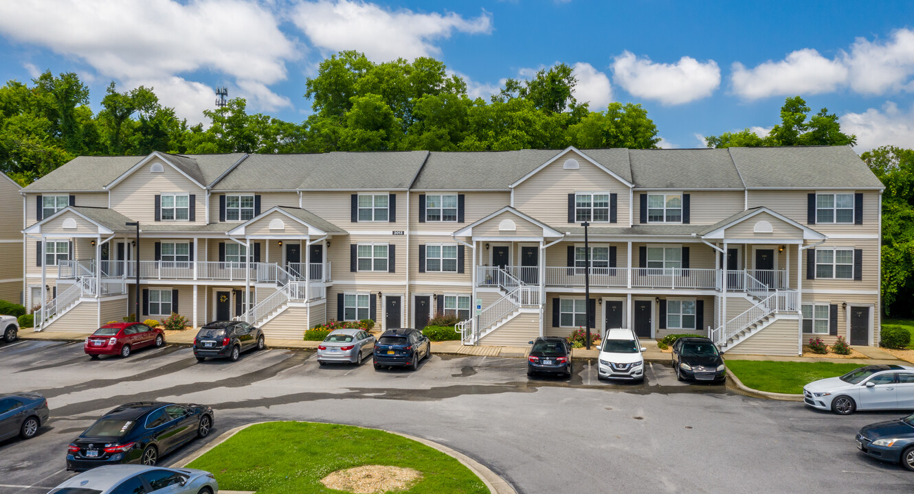 Copper Beech Greenville in Greenville, NC - Building Photo