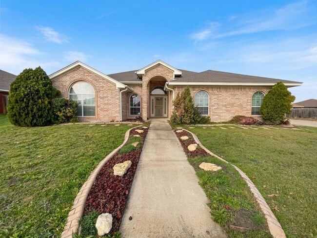 property at 2705 Jasmine Ln