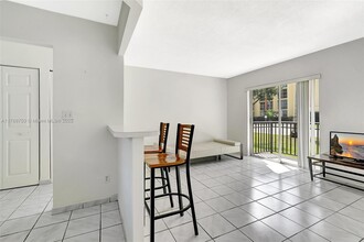 251 172nd St in Sunny Isles Beach, FL - Building Photo - Building Photo
