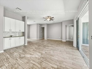 225 Majestic Sundown Ct in Brandon, FL - Building Photo - Building Photo
