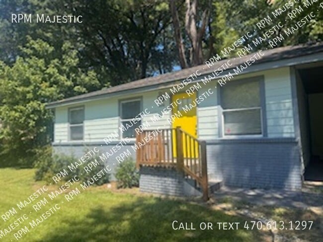 property at 2858 Marco Dr NW