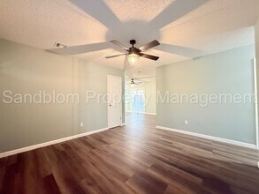 4915 Greenan Dr in Sand Springs, OK - Building Photo - Building Photo