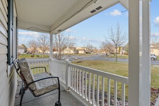 5957 N Saint Croix Dr, Unit 1 in Coeur d'Alene, ID - Foto de edificio - Building Photo