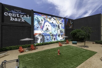 The Briscoe River Oaks in Houston, TX - Building Photo - Building Photo