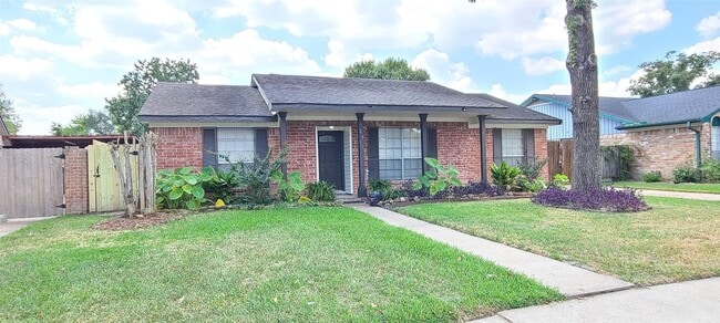 property at 12519 Hunting Brook Dr