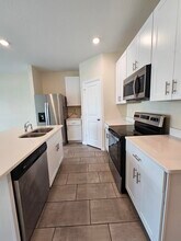 4041 Hot Spgs Ave in Palm Springs, FL - Building Photo - Building Photo