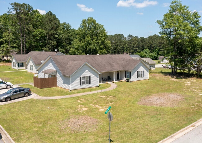 8837 Freedom Way in Jonesboro, GA - Building Photo - Building Photo