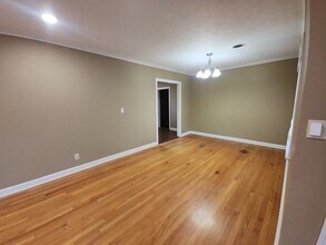 457 Wallace Rd in Jackson, TN - Building Photo - Building Photo